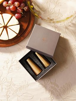 Pure Home + Living - Gold Hammered Salt & Pepper Shaker