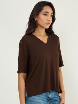 Femmella - Coffee Brown Relaxed Fit V-Neck T- Shirt