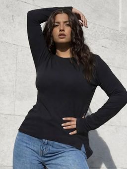 RIGO - Women Black Solid Round Neck Thumbhole Regular Fit Top