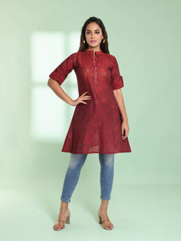 CHARUKRITI - Maroon Solid Cotton A-Line Short Stitched Kurta