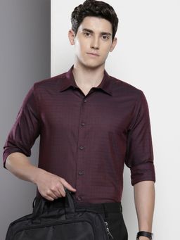The Indian Garage Co - Men Slim Fit Checked Full Sleeves Cutaway Maroon Formal Shirt