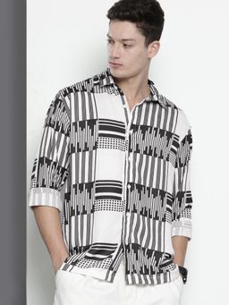 The Indian Garage Co - Men Relaxed Fit Printed Full Sleeves Cutaway Black Casual Shirt