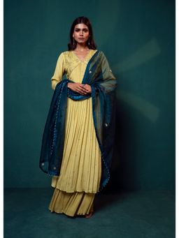 Suave by Neha Arora - Yellow Dhoop Flowy Kurta With Sharara (Set of 3)