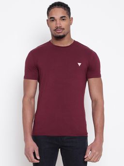 Guess - Men Maroon Solid Round Neck T-Shirt