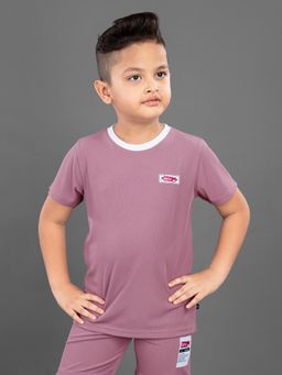 3PIN - Mauve Solid Regular T-shirt with Shorts