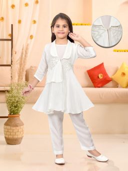 Pehanaava - White Embroidered Regular Kurti with Pant