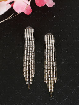 Adwitiya - Women Gold Plated Tasselled Black Stone Studded Handcrafted Dangle Earrings