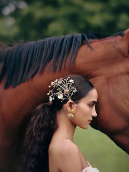 Outhouse - Relic Of The Wild Couture White Ear Cuff