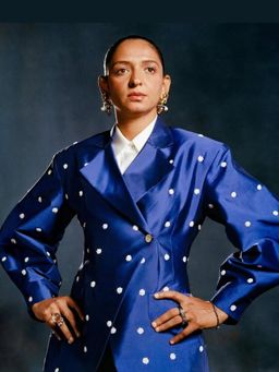 Outhouse - Harmanpreet Kaur In Seanymph Arc Hoop White Earrings