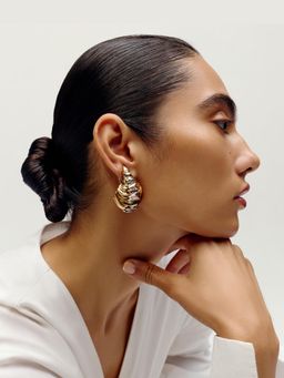 Outhouse - Koko Conch Shell White Earrings