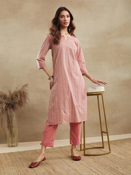 Fabindia - Women Pink Cotton Abstract Kurta with Pant