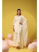 Off White color option, Currently selected