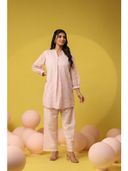 Pink color option, Currently selected