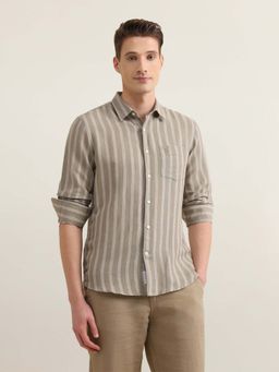 U.S. POLO ASSN. - Men's Sotogrande Tailored Fit Shirt