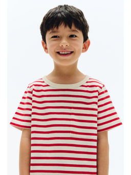 H&M - Boys Red Pocket-Detail T-Shirt