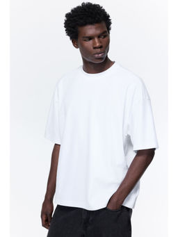 H&M - Men White Oversized Fit T-Shirt