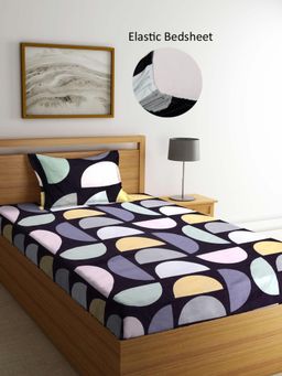 ARRABI - Multi-Color Geometric Polycotton Single Bedsheet with Pillow Cover