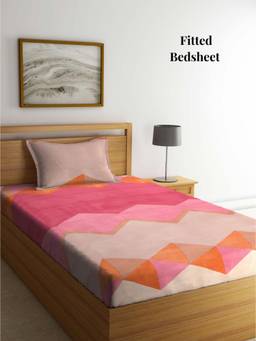 ARRABI - Multi-Color Geometric Polycotton Single Bedsheet with Pillow Cover
