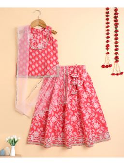 The Magic Wand - Cotton Floral Lace Kurta Lehenga with Dupatta - Peach (Set of 3)