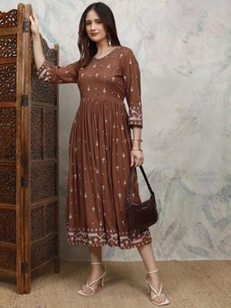 VISHUDH - Women Embroidery Midi Dress