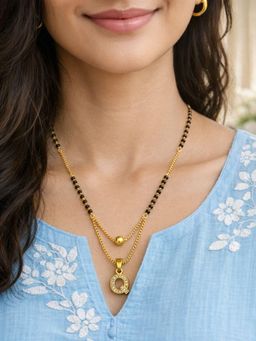 Digital Dress Room - Q Letter White Short Gold Ball Mangalsutra