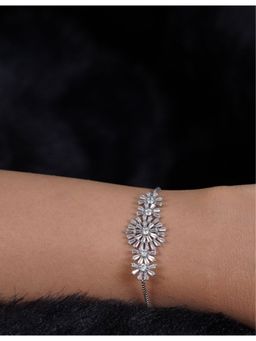 Silverings - 925 Sterling Silver White Dainty Rose Pull Back Silver Bracelet