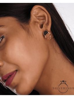 Silverings - 925 Sterling Silver Blue Hamsa Lapis Lazuli Gold Earrings