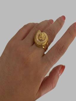 AQUASTREET - Conch Shell 18K Gold Plated Waterproof Anti-Tarnish Statement Ring Size: 7