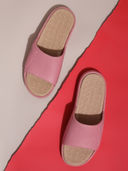 Pink color option, Currently selected