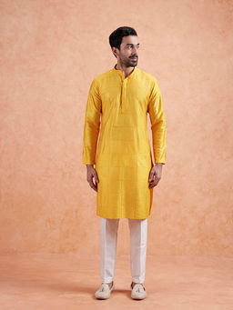 KISAH - Men Yellow Sequinned Kurta and Pant