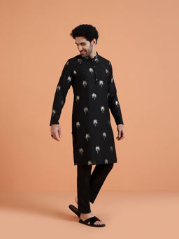 KISAH - Men Black Embroidered Kurta and Trouser