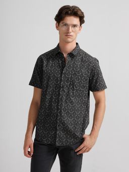 Crocodile - Men Comfort Fit Cotton Paisley Printed Shirt