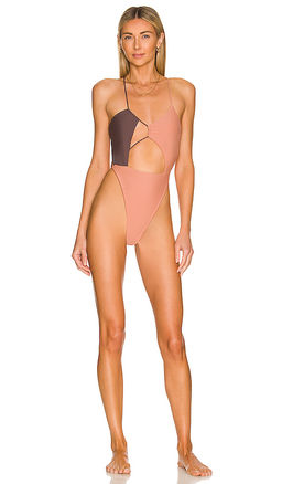 lovewave - The Moto One Piece