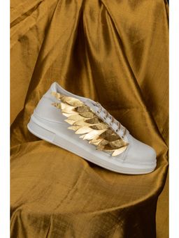 The Saree Sneakers - White Wing Sneakers
