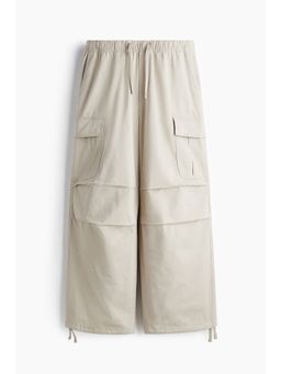 H&M - Men Beige Loose Fit Cargo Trousers