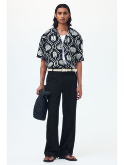 H&M - Men Black Loose Fit Tailored Trouser