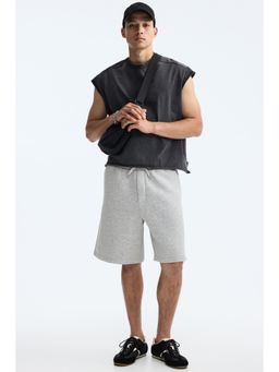H&M - Men Grey Relaxed Fit Scuba Shorts