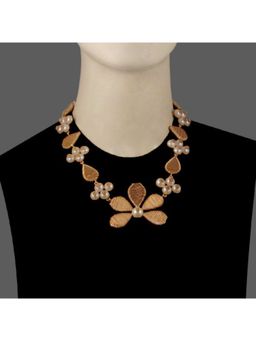 Suhani Pittie - Gold Plated Wire Flower And Drop Neckpiece With Half Pearls