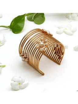 Suhani Pittie - Gold Toned Lines Pearl Clusters Cuff