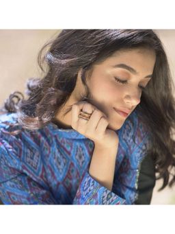 Suhani Pittie - Golden Gather Stacked Ring