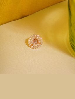 Suhani Pittie - Pearl Polki Flower Bindi