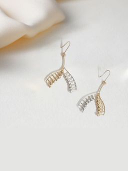 Suhani Pittie - Palm Mystery Drop Earrings