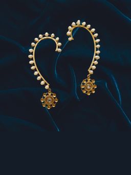 Suhani Pittie - Pearls And Poets Ear Cuff