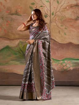 Varanga - Grey Urban Pallu Floral Silk Blend Jamdani Saree with Unstitched Blouse