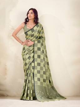 Varanga - Green Urban Pallu Checked Silk Blend Jamdani Saree with Unstitched Blouse