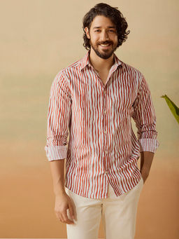 Andamen - Men Rust Casual Cotton Striped Regular Fit Shirt