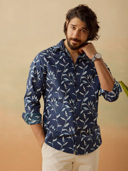 Andamen - Men Navy Blue Casual Cotton Print Slim Fit Shirt