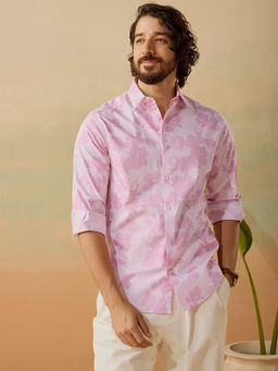 Andamen - Men Pink Casual Cotton Print Regular Fit Shirt
