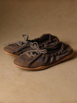 Theater - Women Kai Brown Sneakers