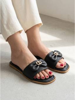 Carlton London - Women Black Bow Accent Flats with Metallic Ring Detail